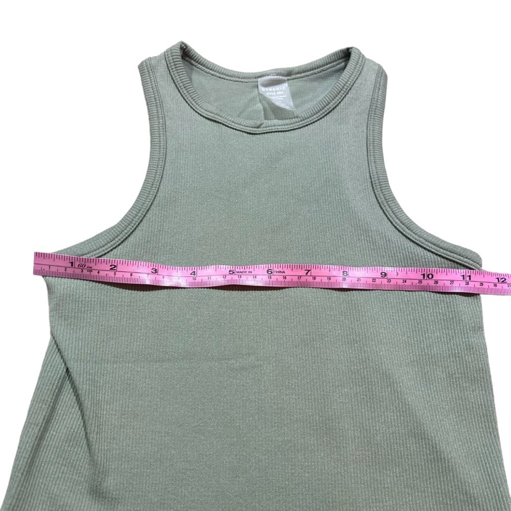 Women's Dynamic Racerback Scooped Hem Ribbed Tank One Size - Picture 4 of 4